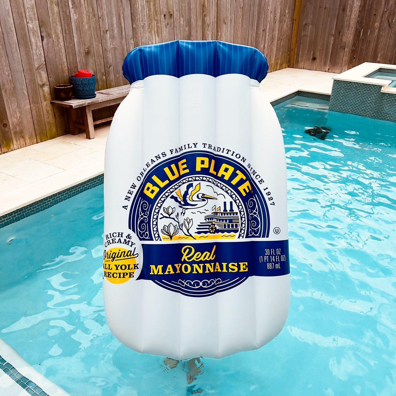 Blue Plate® Mayo Pool Float - Dirty Coast